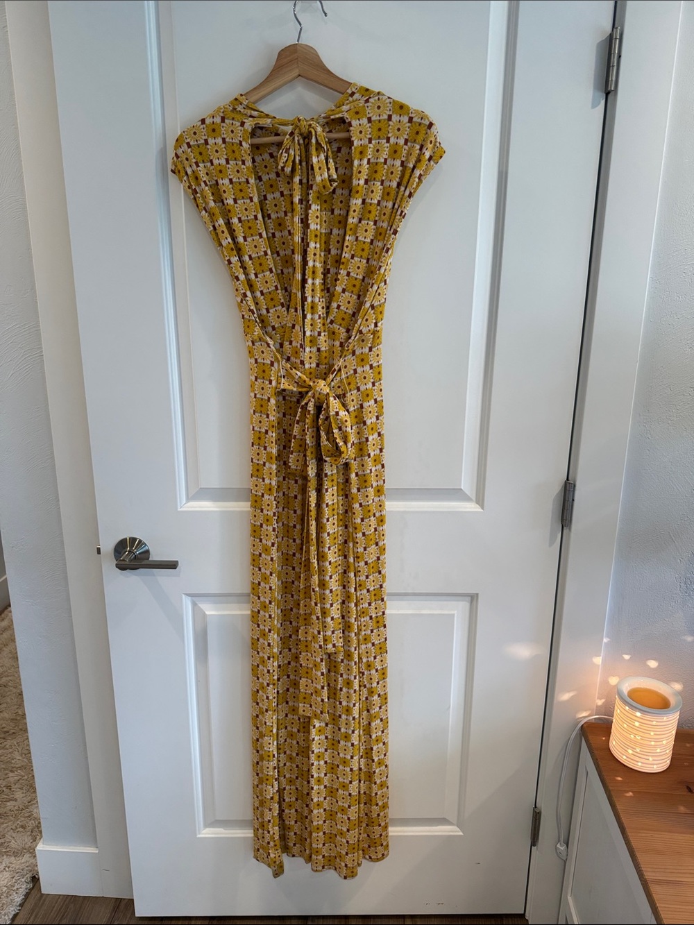 Free People Vibe Check Jumpsuit Yellow Floral Tile Wide Leg Retro 70s Small - Picture 3 of 8